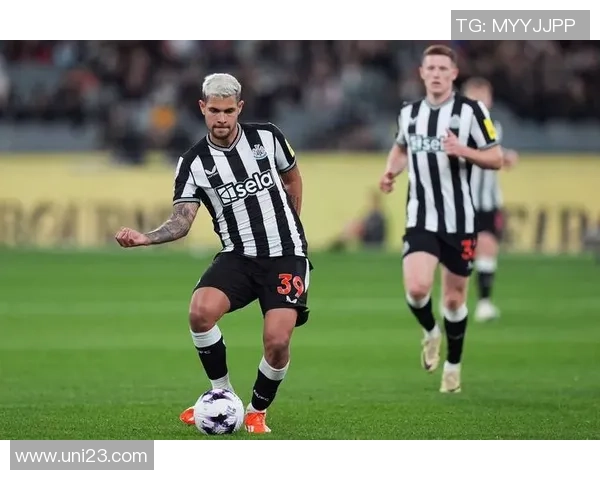 西汉姆联与纽卡斯尔联比赛前瞻分析及双方近期状态对比